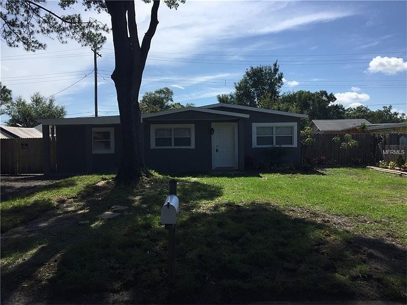 1st image of 8503 Pinewood St
