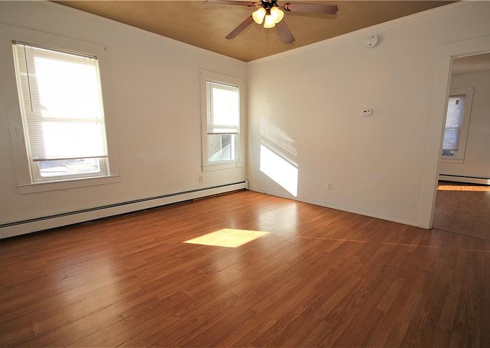 1st image of 102 1st Ave