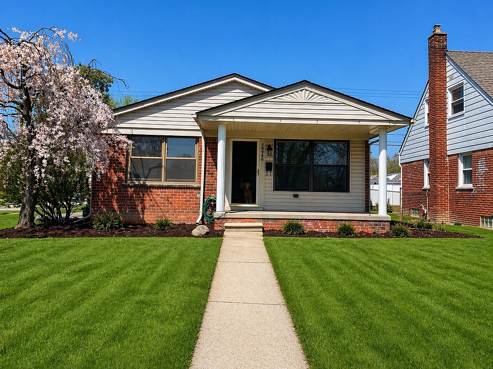 14948 Ludington
Newly landscaped yard. Grass is a work in progress and has been altered using ai. Lease comes with tru green fertilization for a year.