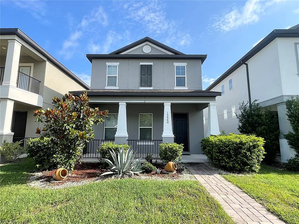 4 bed, 2.5 bath, 1868 sqft, $2,800 — Photo 2