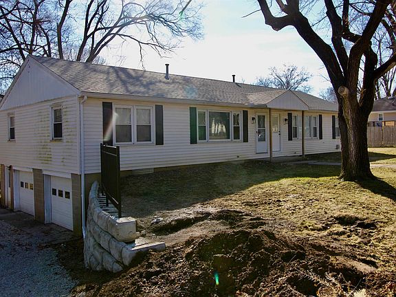 3rd image of 1020-22 S Allen Ave