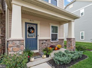 641 Ravenwood Dr, Glen Burnie, MD 21060