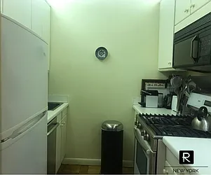 Rented by R New York