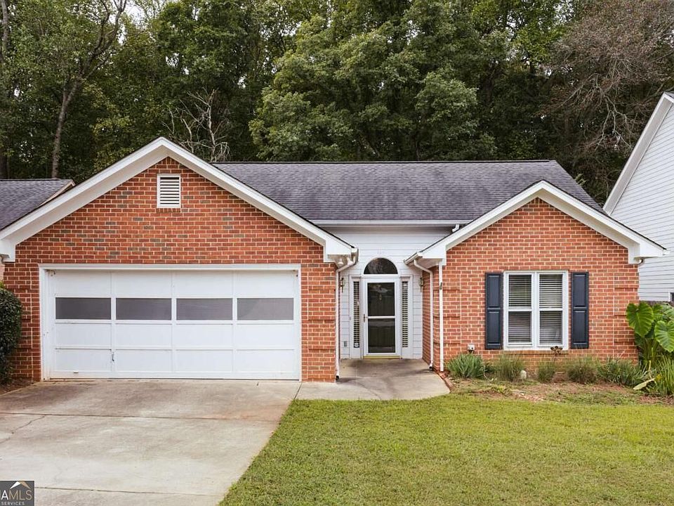1st image of 137 Lucy Ln