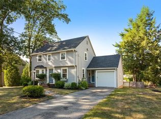 22 Homestead Rd, Lynnfield, MA 01940