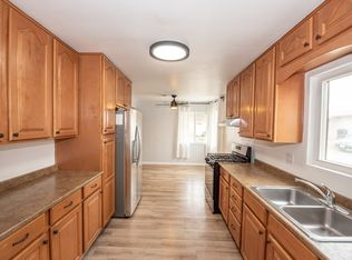 1405 Skyline Dr, Lemon Grove, CA 91945
