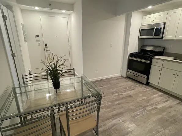 433 W 53rd St, New York, NY