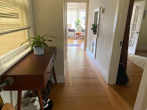 3rd image of 1458 Francisco St APT 3