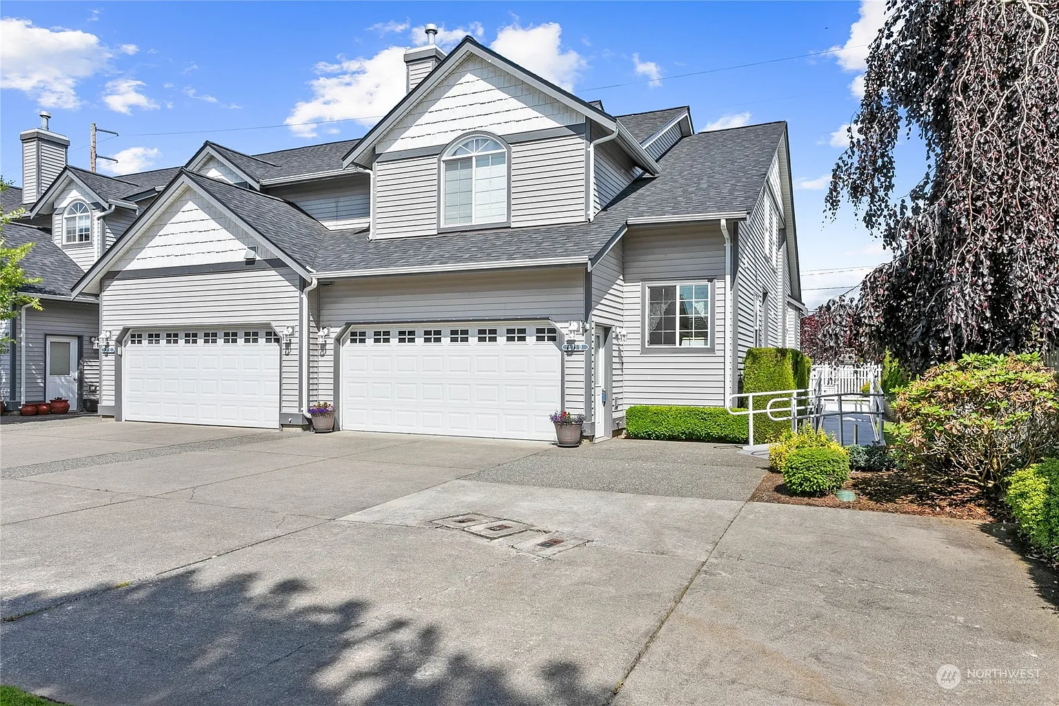 2272 James Circle #D photo 1