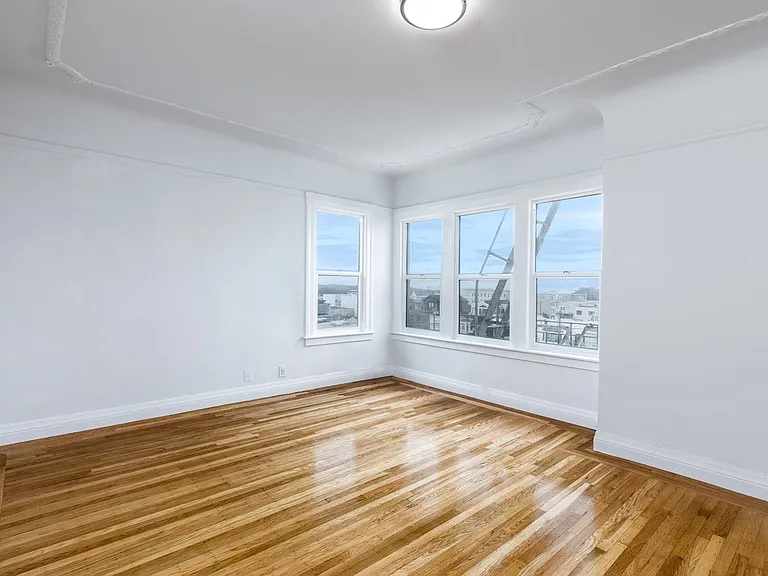629 33rd Ave #3 — Photo 4