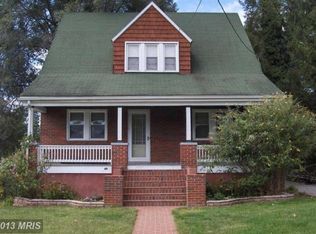 120 Pine St, Petersburg, WV