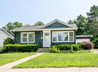 508 Madison Ave, Saint Joseph, MI 49085