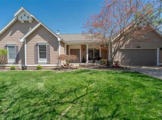 1506 Clayton Woods Ct, Ballwin, MO