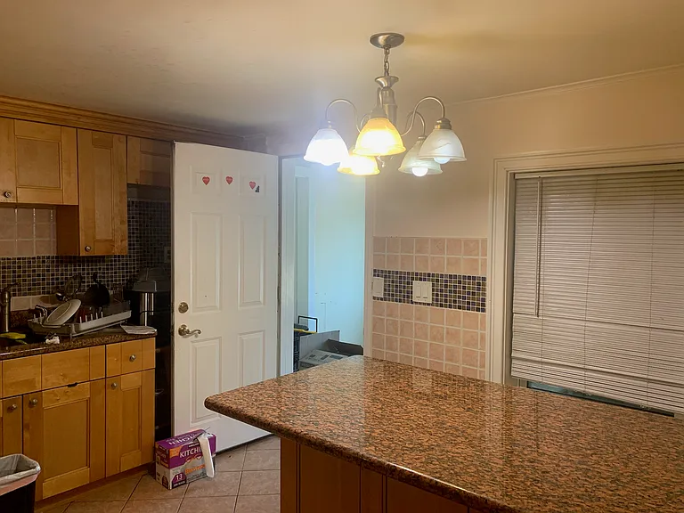 73 Soundview Ave #2 — Photo 14