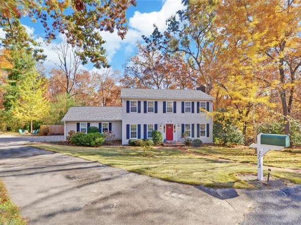 3713 Indian Springs Rd, Gainesville, GA 30506