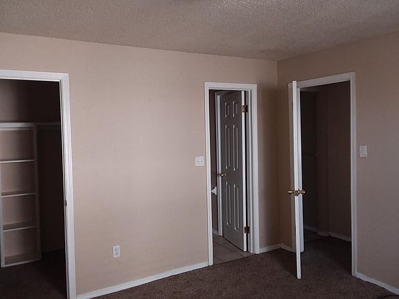 4th image of 1109 NW Lincoln Ave