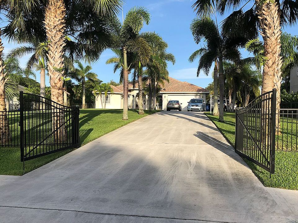 1st image of 12964 SE Hibiscus Dr