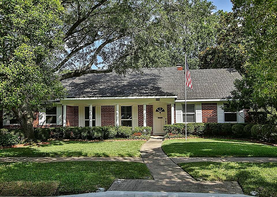 1st image of 5807 Queensloch Dr
