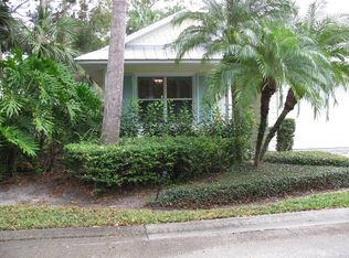 408 Pineapple Sq SW, Vero Beach, FL 32962
