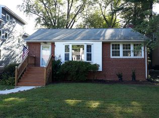 206 Grove Ave, Falls Church, VA 22046
