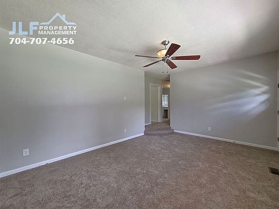 3rd image of 402 E 18th St