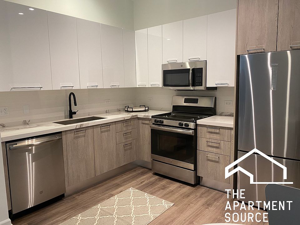 1st image of 2550 S Wabash Ave #202