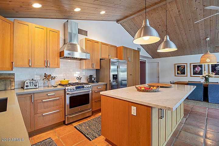 2nd image of 7523 E Berridge Ln