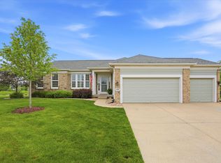1720 Harris Hawk Ct, Brownsburg, IN 46112