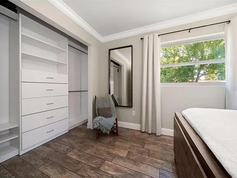 2132 Isabelle St — Photo 5