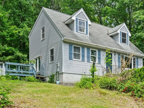 41 Ashley Dr, Gardner, MA 01440