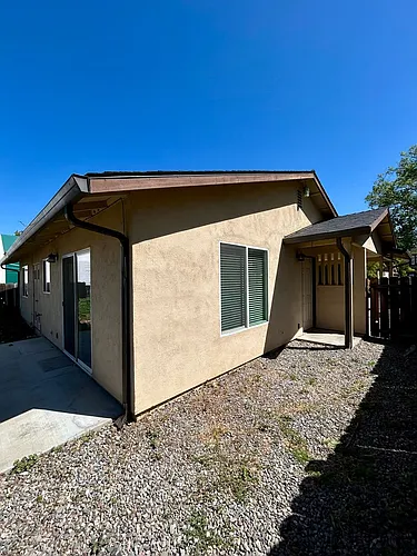 1072 1/2 Monterey Ct Photo 1