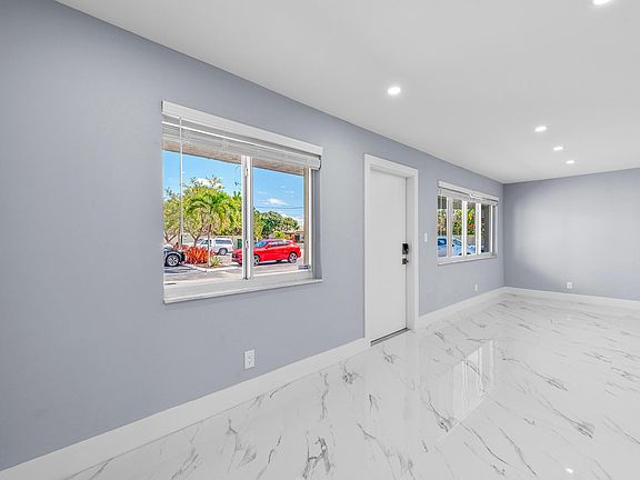 4th image of 1400 NE 54th St APT 107