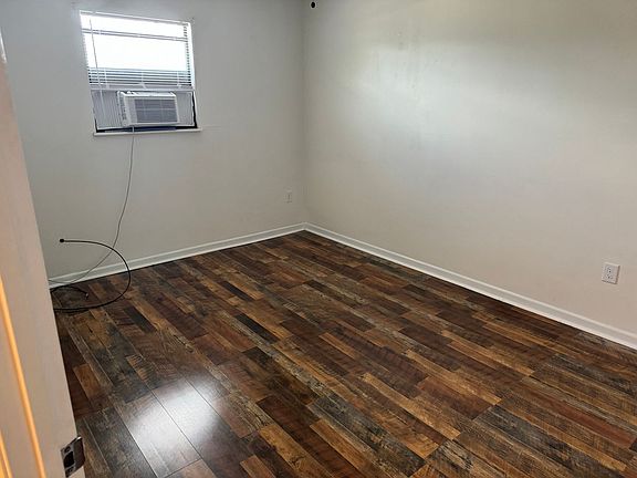 5th image of 111-125 Hale Ave #115429870