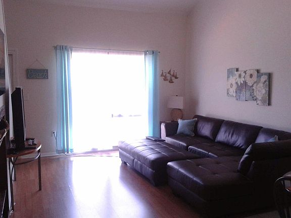 2nd image of 2711 N A1a