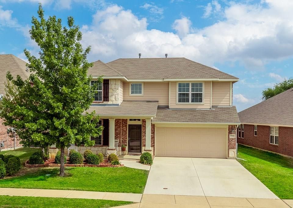 1st image of 15612 Landing Creek Ln