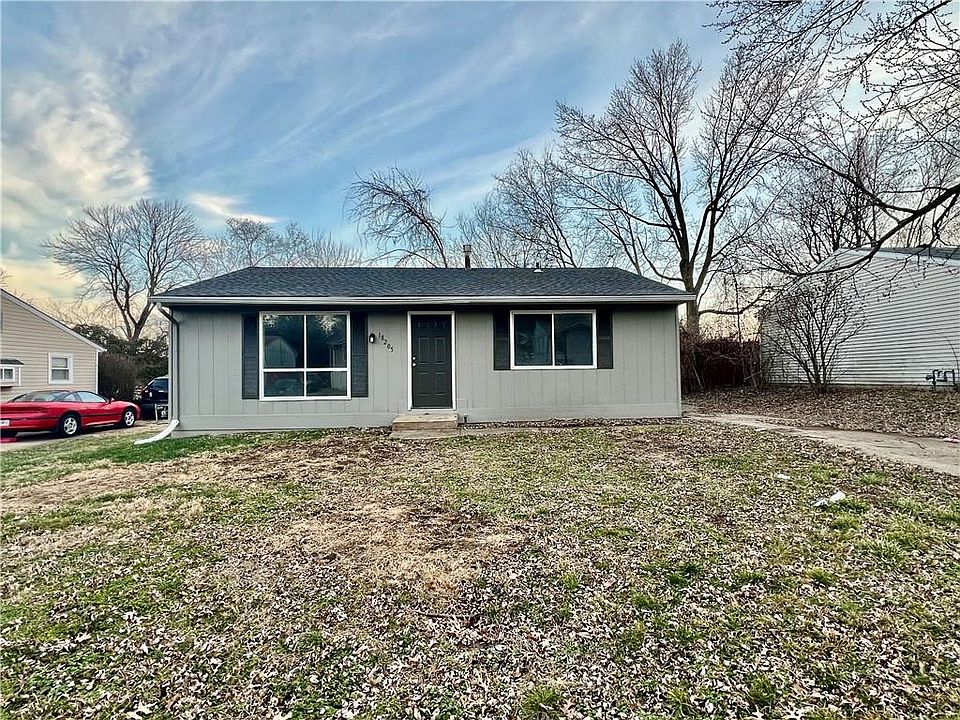 1st image of 18205 19th St N