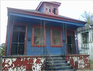 2nd image of 2227 Franklin Ave