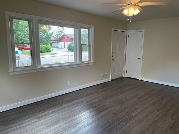 2nd image of 2018 Oakwood Ln