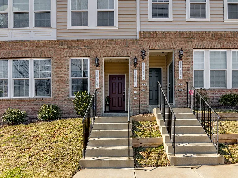 14755 Malloy Ct — Photo 2