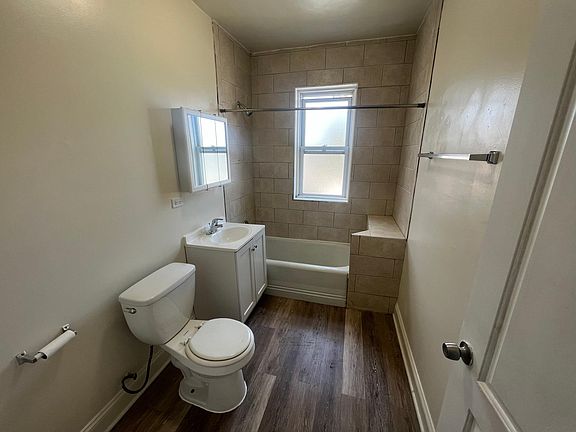 5th image of 1900 S Highland Ave #2F