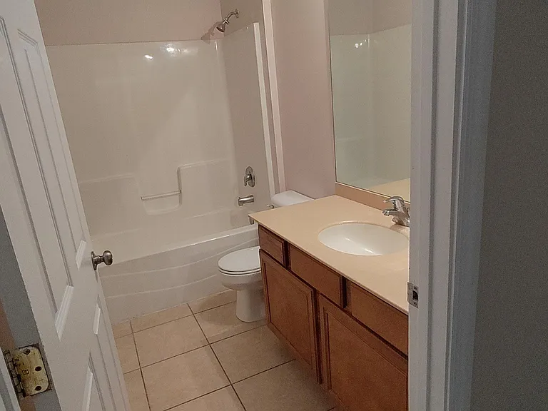 2108 NW 24th Ave — Photo 27