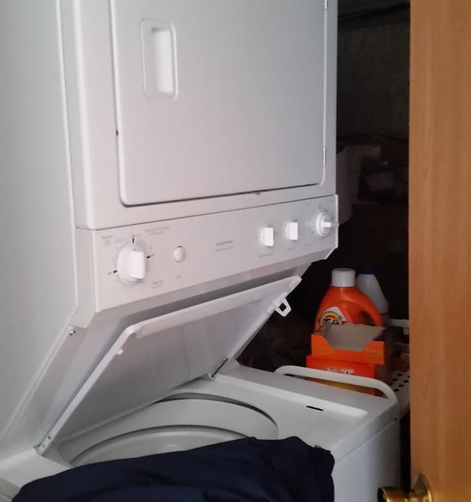 Washer & Dryer In Unit