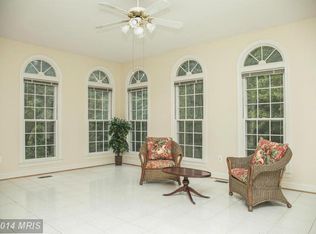 10409 Oakton Hills Ct, Oakton, VA 22124