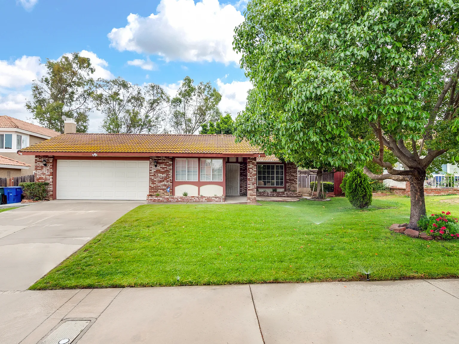 4 bed, 1525 sqft, $3,300 — Photo 2