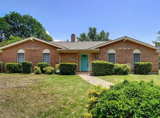 1006 Burning Tree Pkwy, Denton, TX 76209