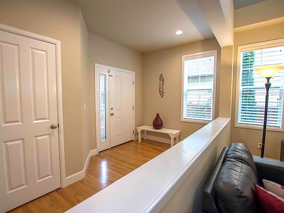 4th image of 27324 SE 10th Ct