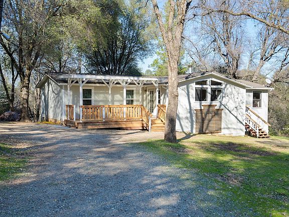 2nd image of 3540 Hidden Hills Ln