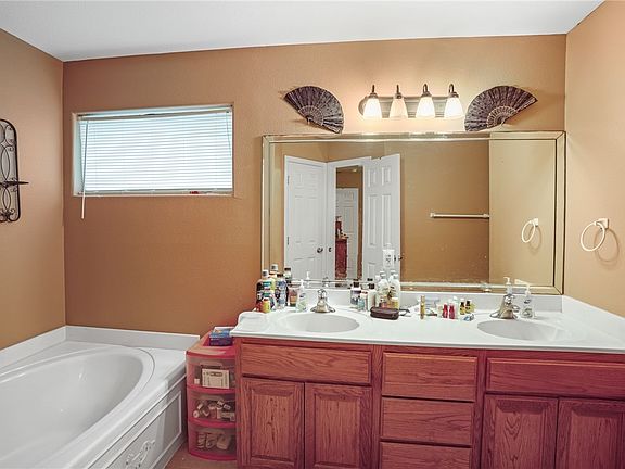 3rd image of 14406 Red River Drive