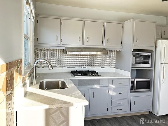 3rd image of 11A Foothills Dr