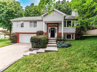 1374 Bennett Dr, Morgantown, WV 26508